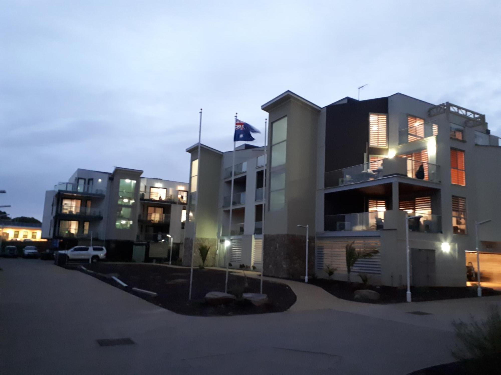 Apartments In Phillip Island Towers - Block C Коув Экстерьер фото